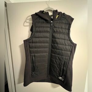Flag nor Fail - Women’s black puffer vest with hood - medium